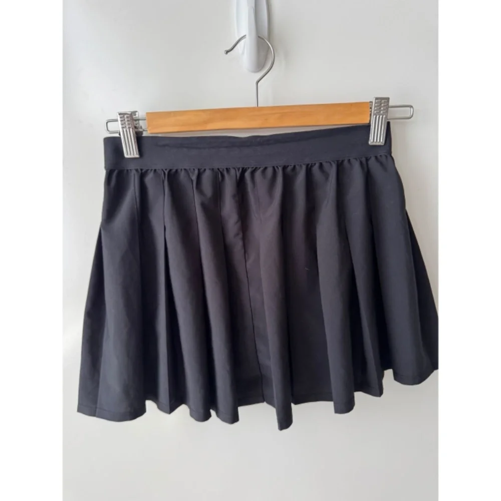 Alo Yoga Varsity Pleated Mini Tennis Skirt Black Size Small